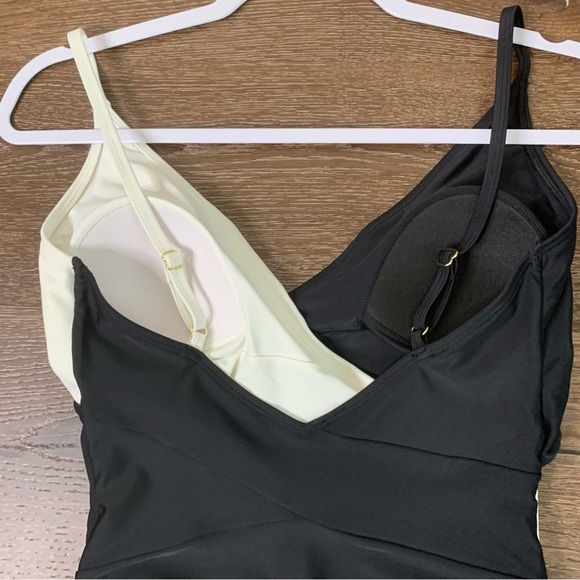 Summersalt Womens white black the sea breeze cut out one piece swimsuit 8 - Picture 7 of 7